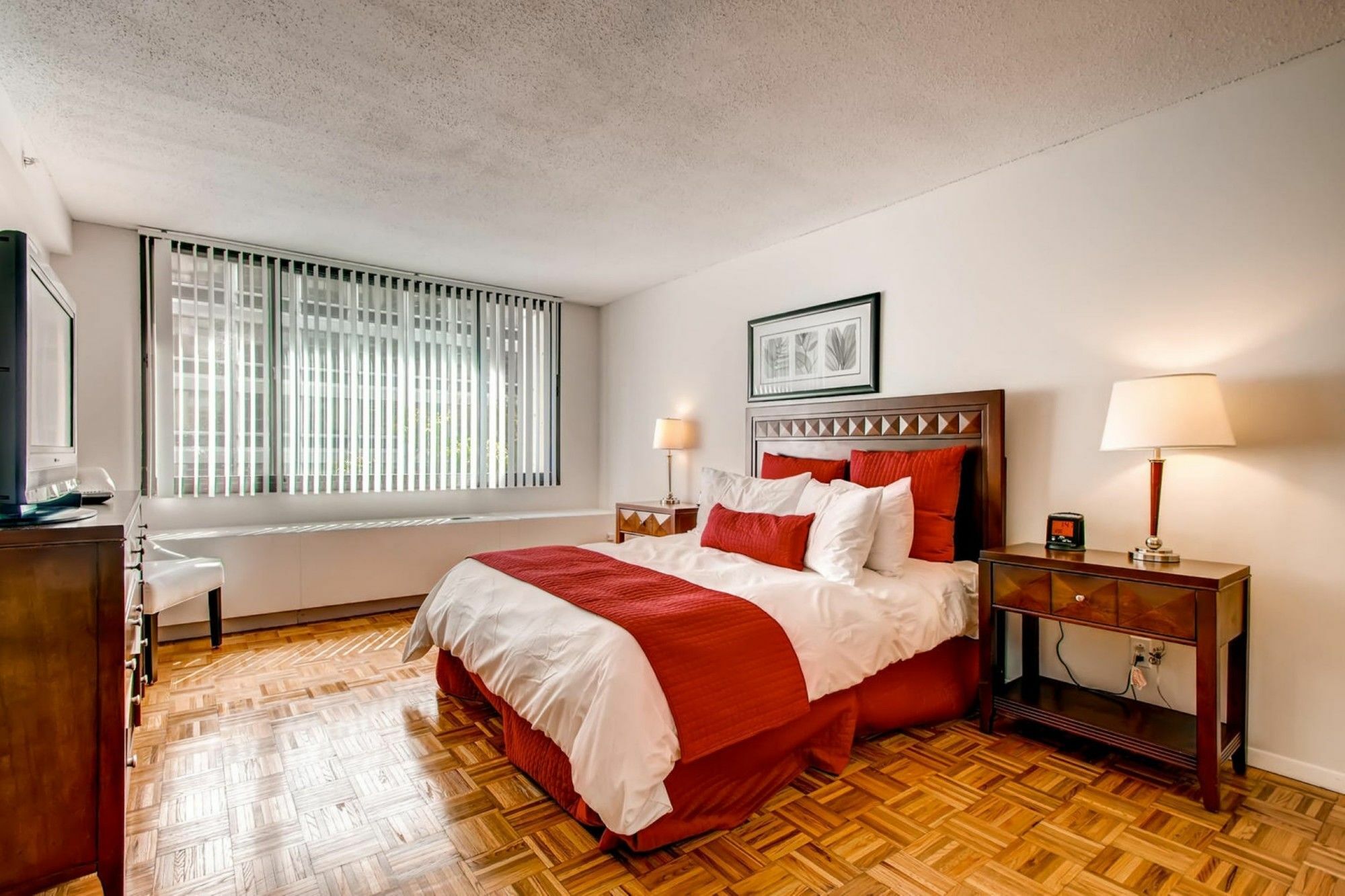 Global Luxury Suites At The Commonwealth Бостон Екстер'єр фото